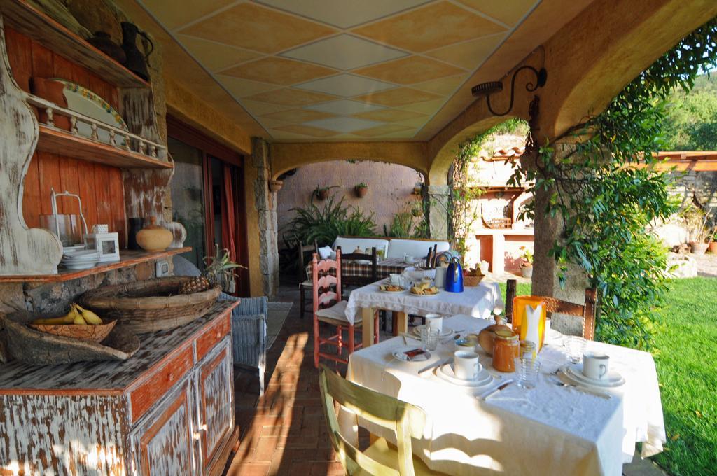 ארזח'ינה B&B La Murichessa מראה חיצוני תמונה